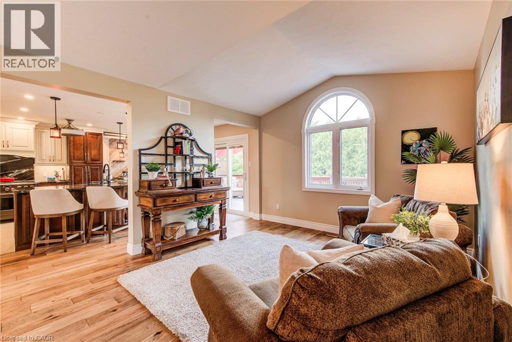 110 Glencliffe Court, Kitchener, Ontario  N2B 3X1 - Photo 9 - 40845636