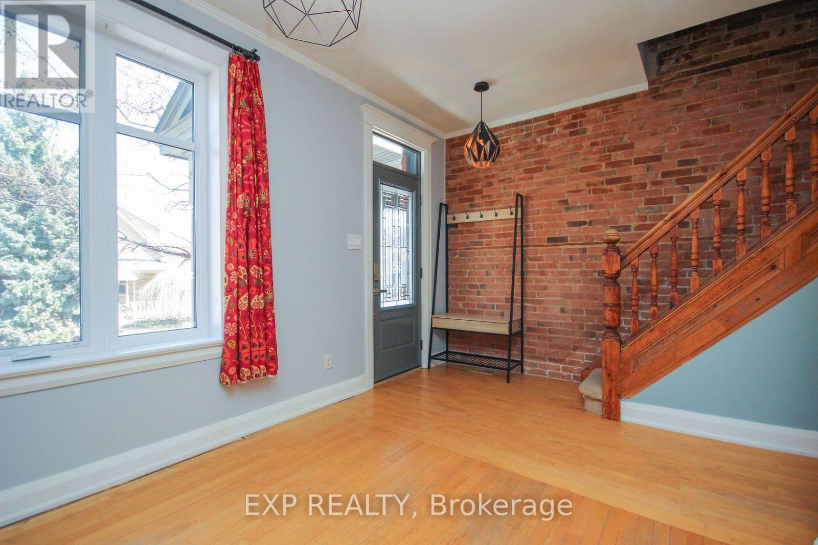 114 Sweetland Avenue, Ottawa, Ontario  K1N 7T8 - Photo 4 - X13562290