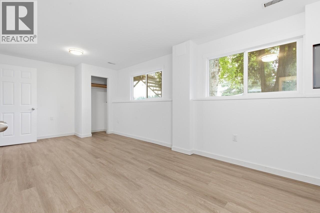 4608 CROCUS CRESCENT — photo 27