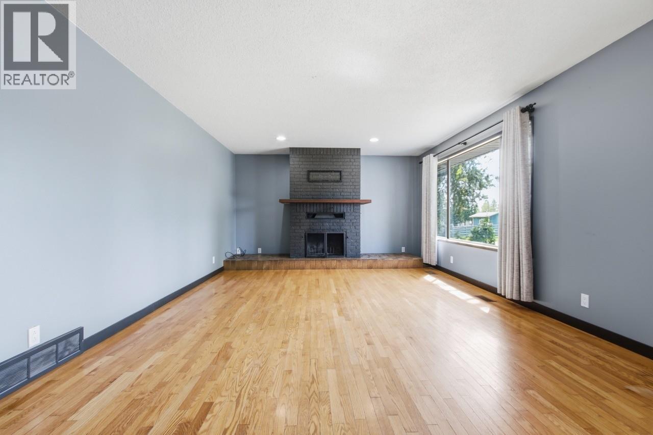 4608 CROCUS CRESCENT — photo 8