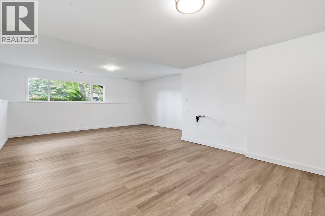 4608 CROCUS CRESCENT — photo 25