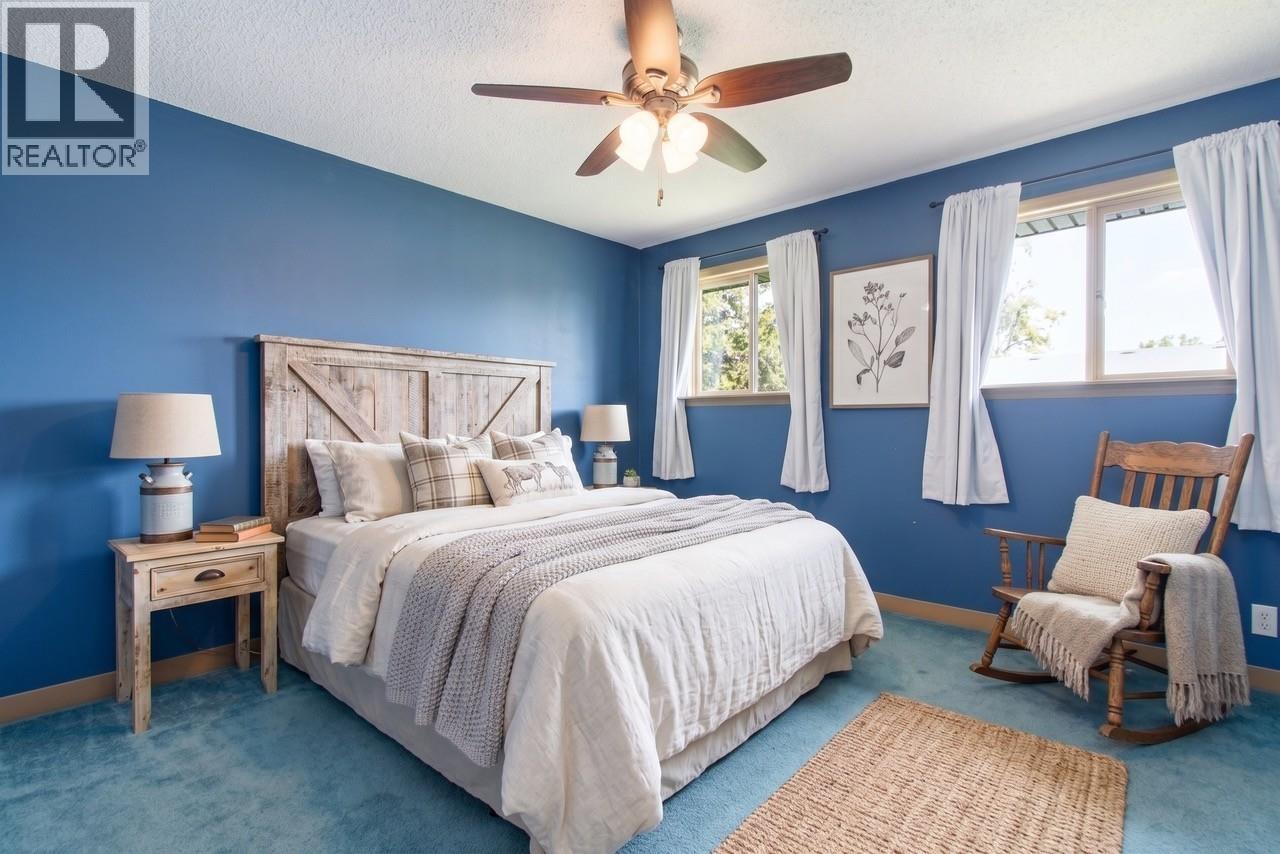 4608 CROCUS CRESCENT — photo 18