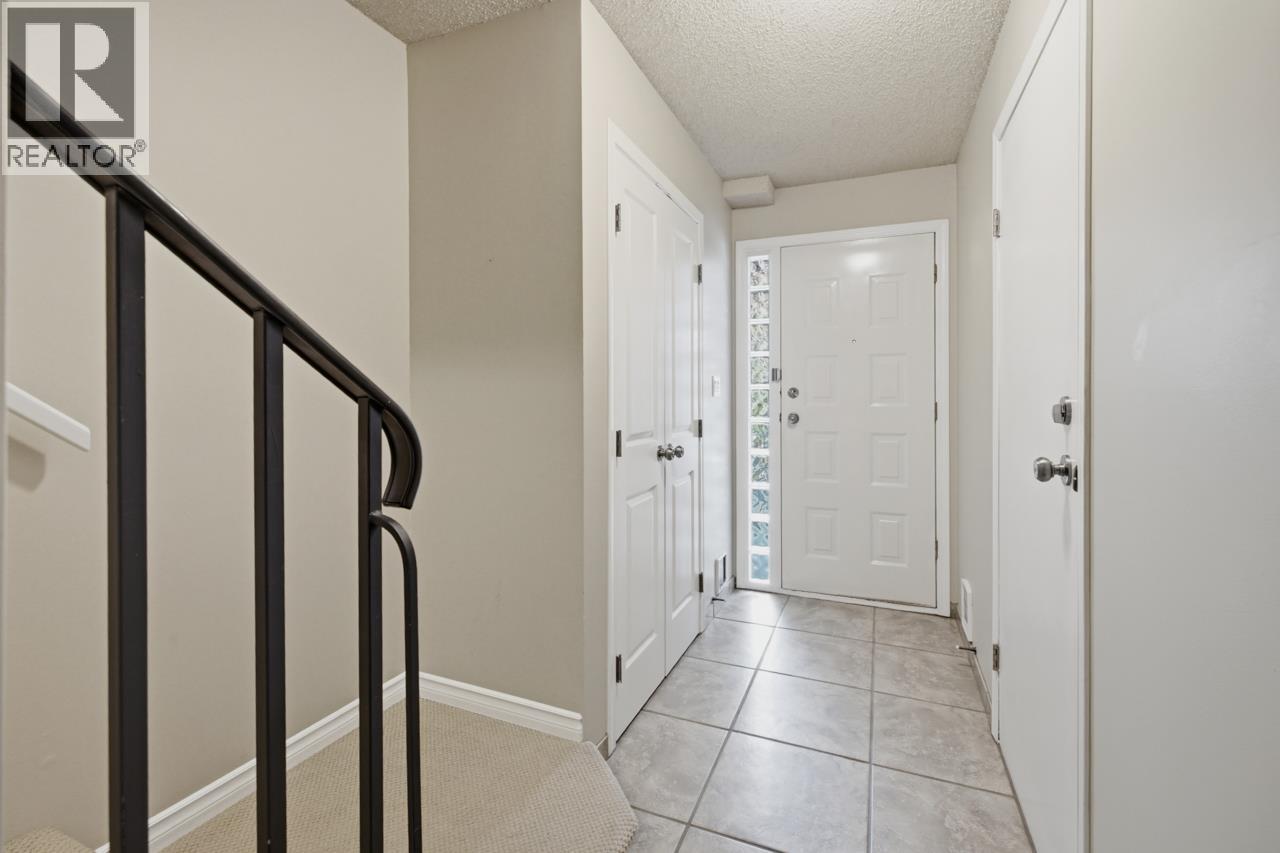 7 2990 Mariner Way, Coquitlam, British Columbia  V3C 4K1 - Photo 2 - R3145944