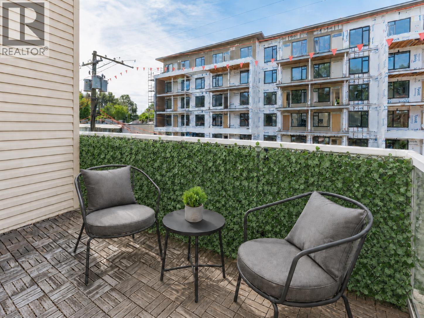 304 827 W 16th Street, North Vancouver, British Columbia  V7P 1R2 - Photo 11 - R3145542