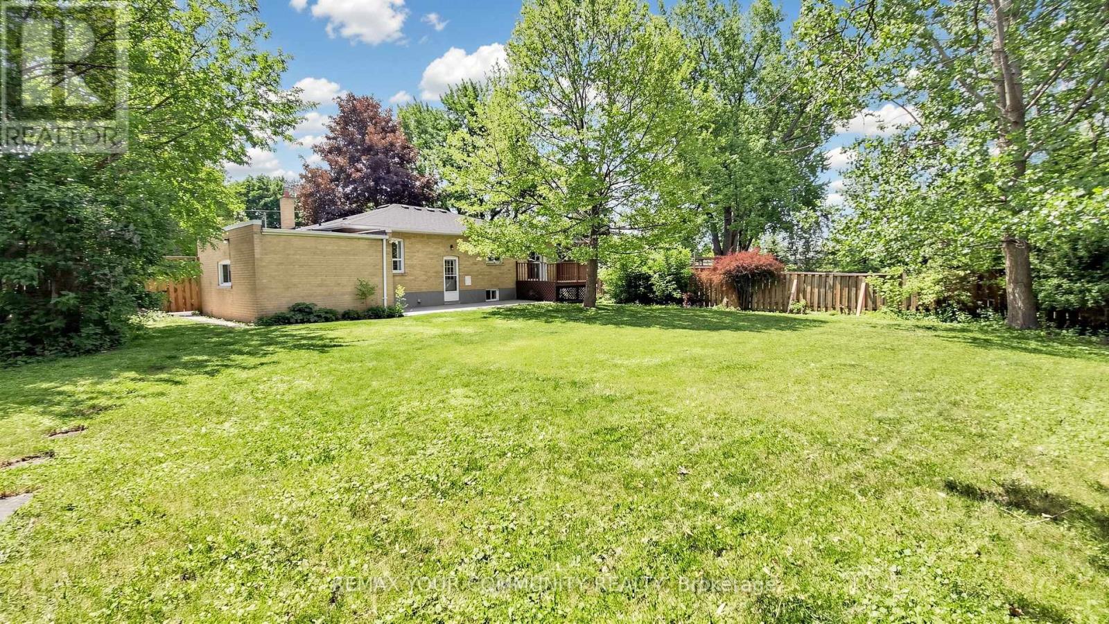 10 Winlaw Place, Markham, Ontario  L3P 2C6 - Photo 23 - N13413892