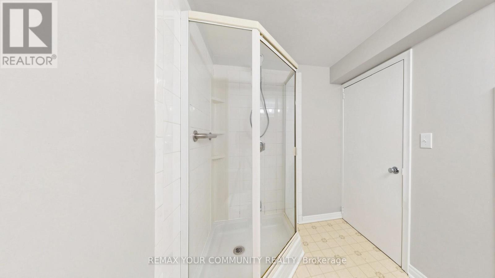 10 Winlaw Place, Markham, Ontario  L3P 2C6 - Photo 19 - N13413892