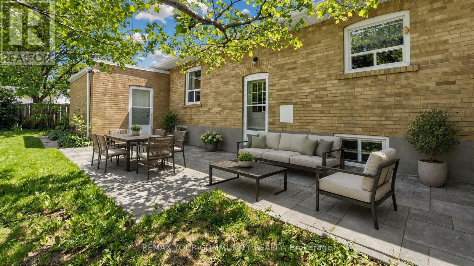 10 Winlaw Place, Markham, Ontario  L3P 2C6 - Photo 25 - N13413892