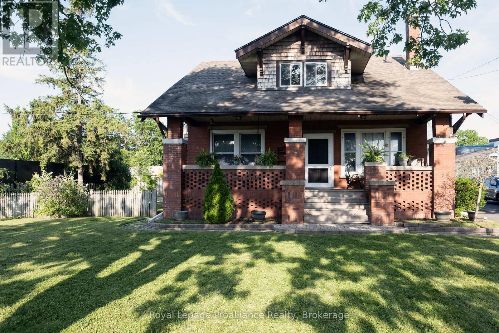 4 Highland Avenue, Belleville, Ontario  K8P 3P9 - Photo 3 - X13506362