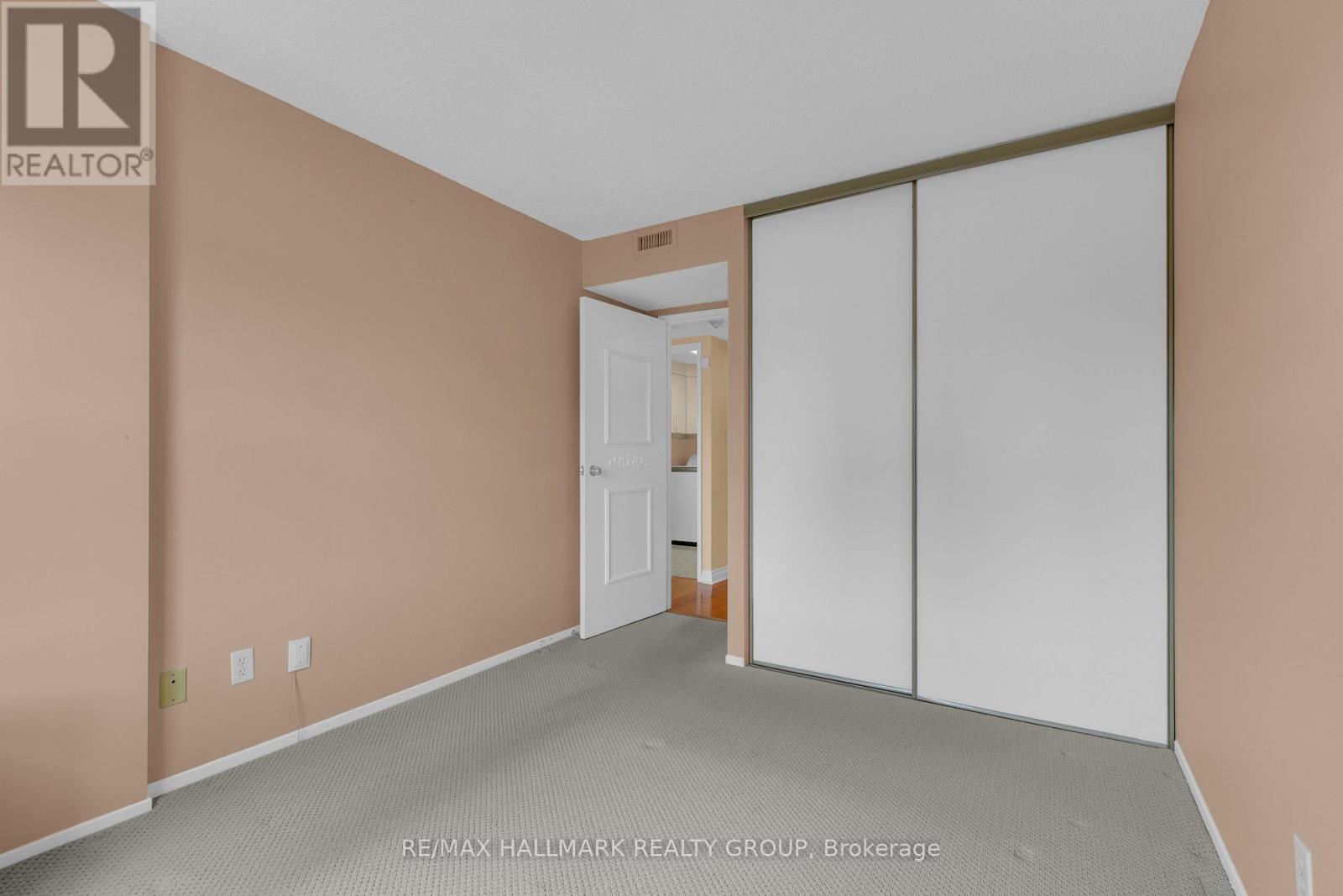 401 - 200 Lafontaine Avenue E, Ottawa, Ontario  K1L 8K8 - Photo 14 - X13542826