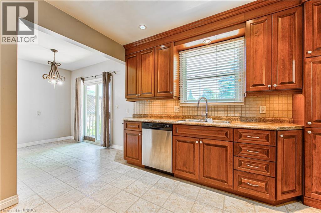 11 Hamilton Avenue, Brantford, Ontario  N3S 6Z4 - Photo 15 - 40844972