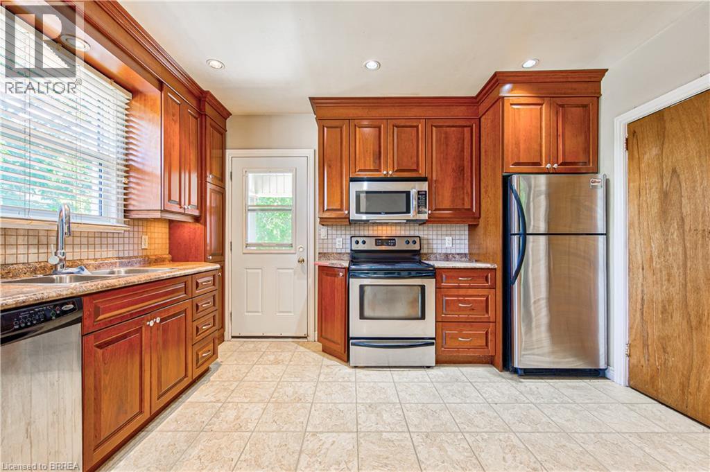 11 Hamilton Avenue, Brantford, Ontario  N3S 6Z4 - Photo 14 - 40844972