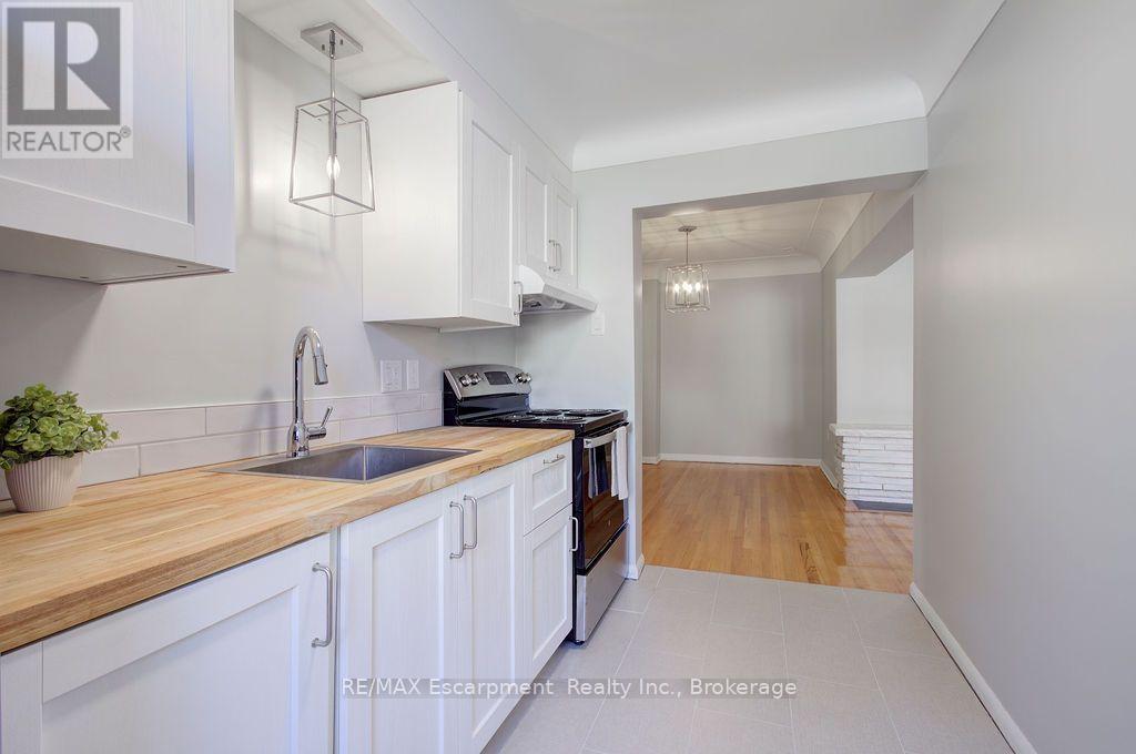 102 - 830 Robinson Street, Burlington, Ontario  L7R 2L5 - Photo 10 - W13562494
