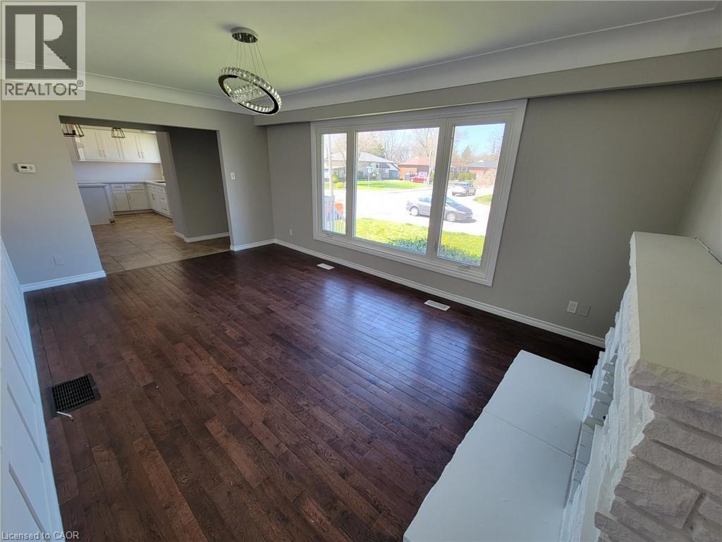 107 South Bend Road W Unit# Upper, Hamilton, Ontario  L9C 1M9 - Photo 4 - 40844682
