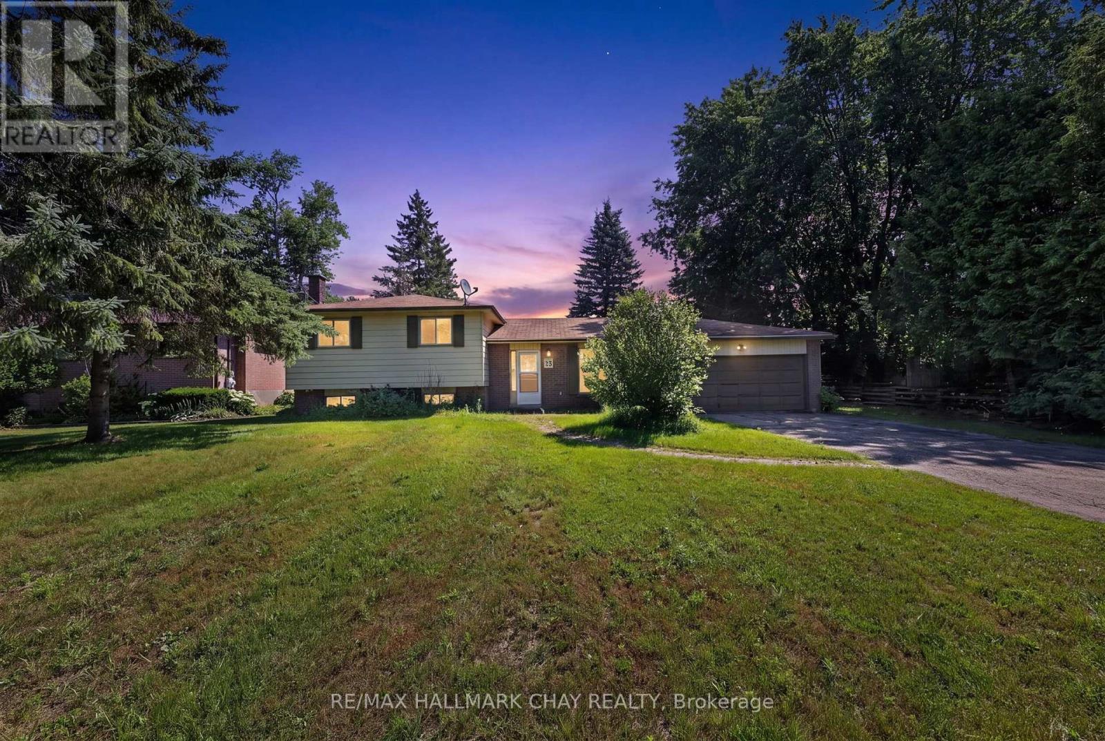 23 PINE PARK BOULEVARD, Adjala-Tosorontio, Ontario