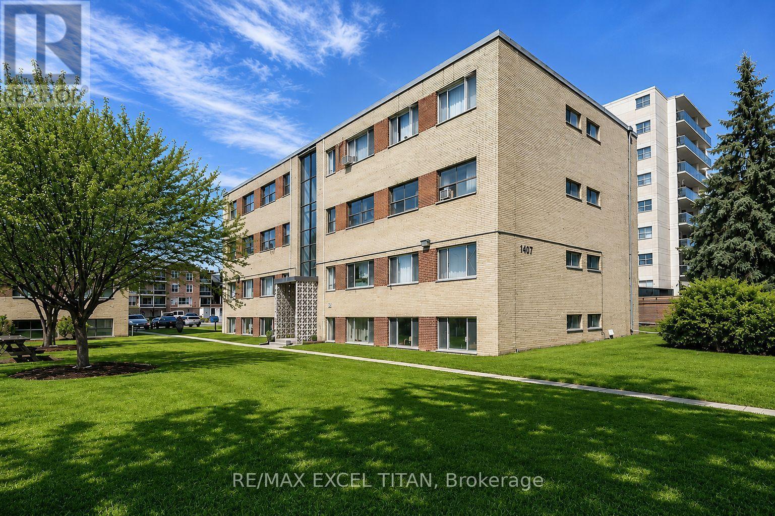 16 - 799 ROBINSON STREET, Burlington, Ontario