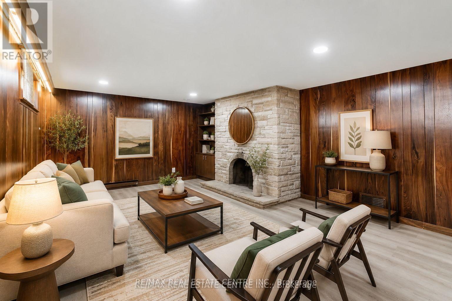 585 Indian Road N, Mississauga, Ontario  L5H 1R1 - Photo 12 - W13562344