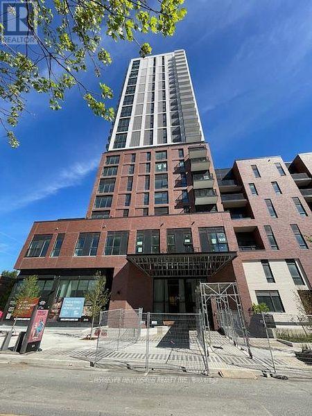 1907 - 10 OAK STREET, Toronto (Regent Park)