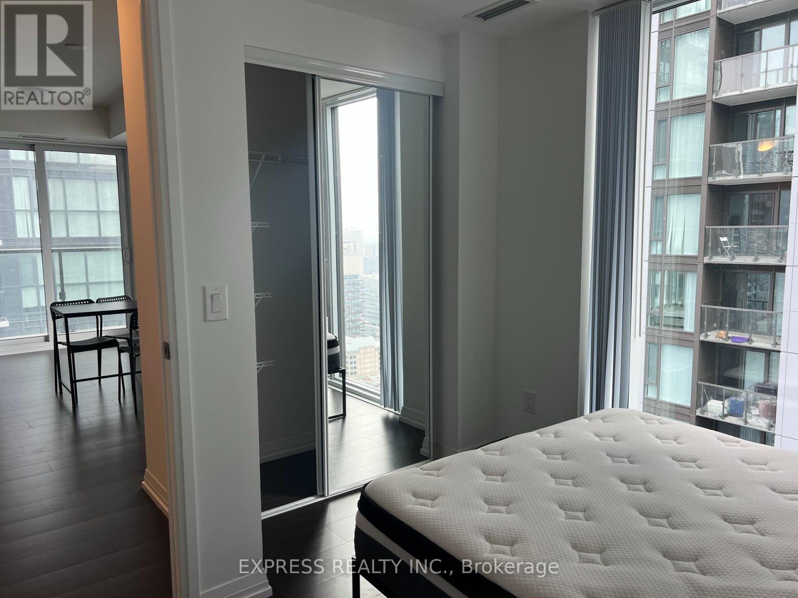 4303 - 8 Widmer Street, Toronto, Ontario M5V 0W6 - Photo 6 - C13562400