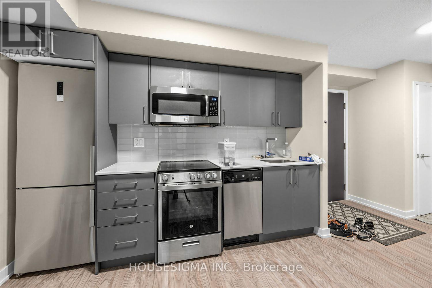 7 - 38 Monte Kwinter Court, Toronto, Ontario  M3H 0E2 - Photo 10 - C13562436
