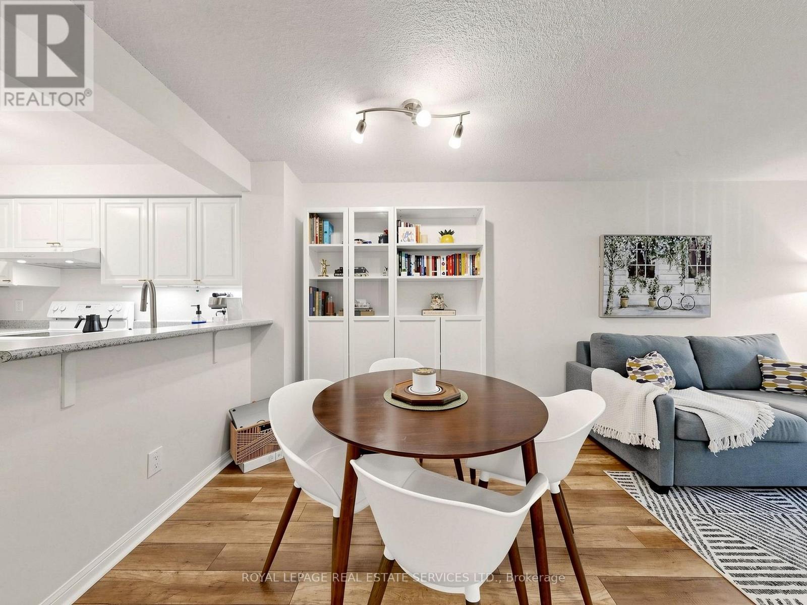 203 - 398 Eglinton Avenue, Toronto, Ontario  M4P 3H8 - Photo 15 - C13562468