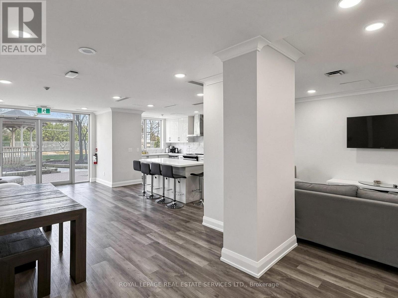 203 - 398 Eglinton Avenue, Toronto, Ontario  M4P 3H8 - Photo 36 - C13562468