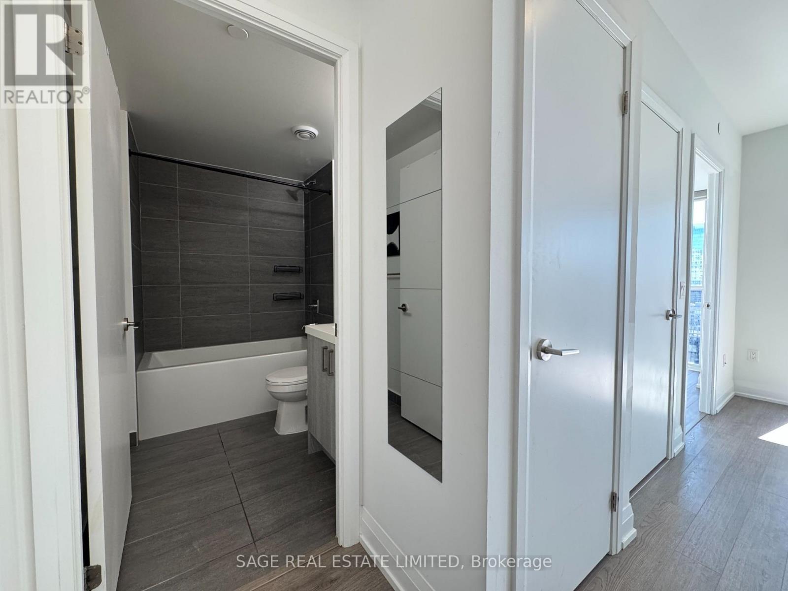 3206 - 77 Mutual Street, Toronto, Ontario  M5B 0B9 - Photo 18 - C13562556
