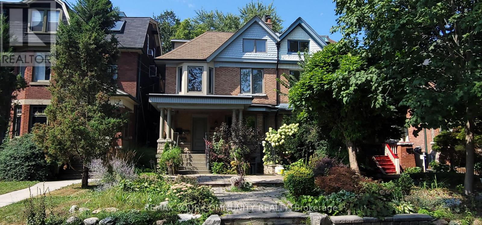 BASEMENT - 260 RUSHOLME ROAD, Toronto, Ontario