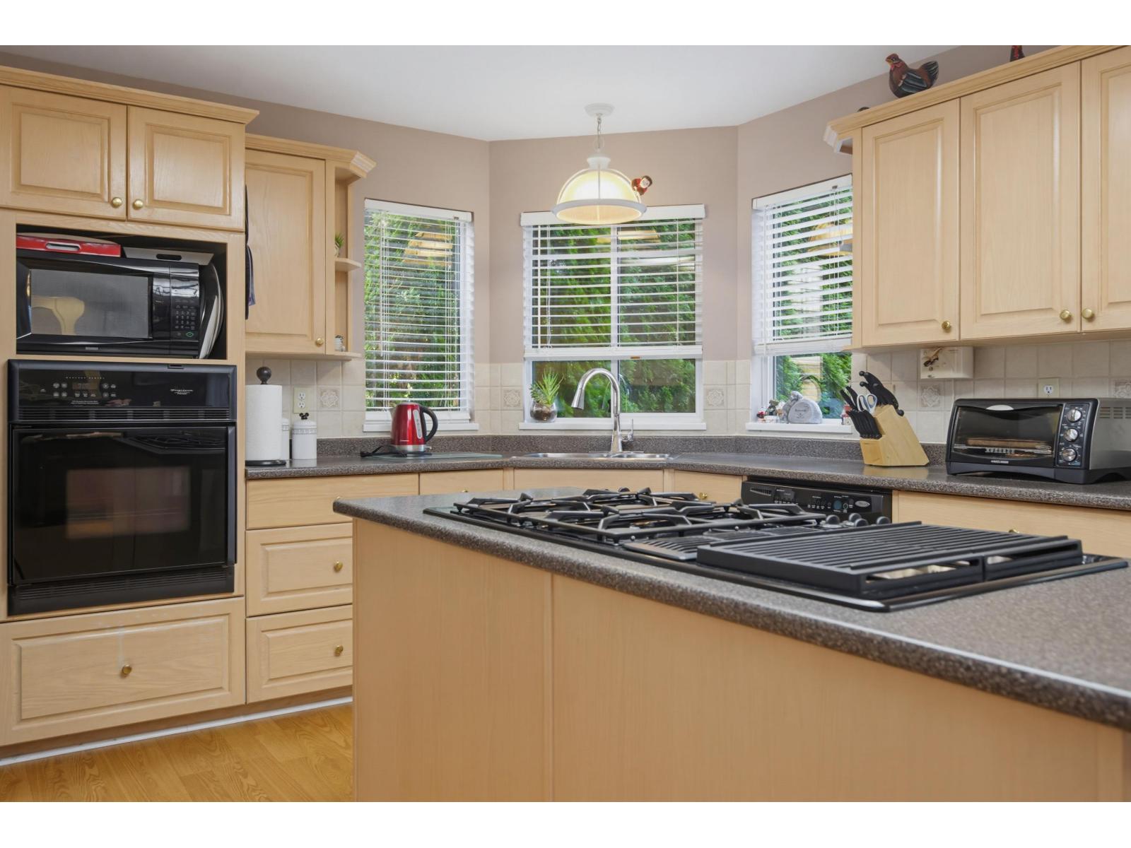 19128 63 Avenue, Surrey, British Columbia  V3S 8G7 - Photo 12 - R3140906