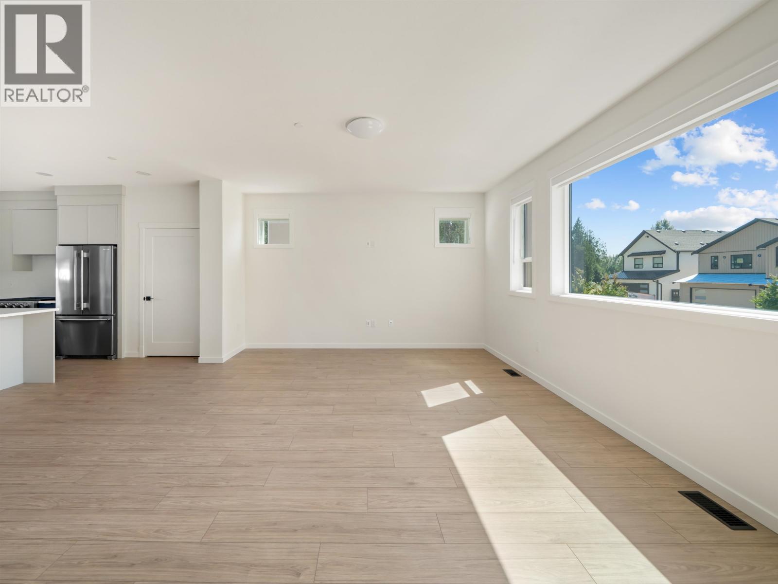 11020 250a Avenue, Maple Ridge, British Columbia  V2W 1Z6 - Photo 4 - R3118774