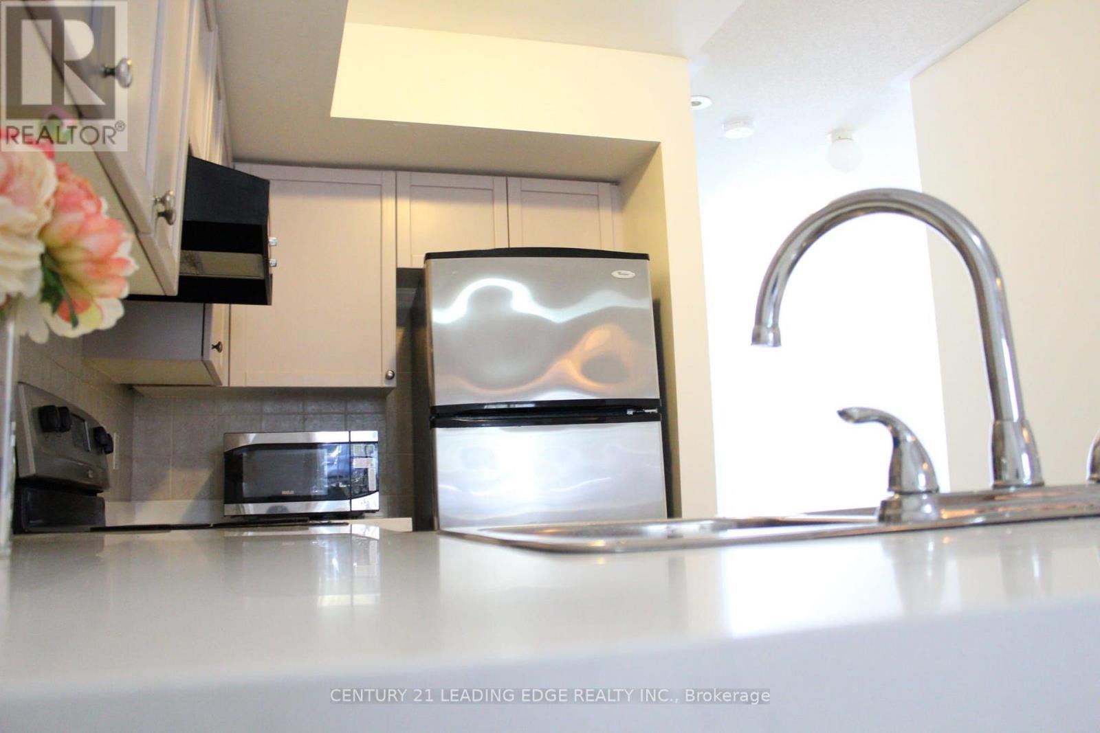 88 - 65 Turntable Crescent, Toronto, Ontario  M6H 4K8 - Photo 34 - W13562472