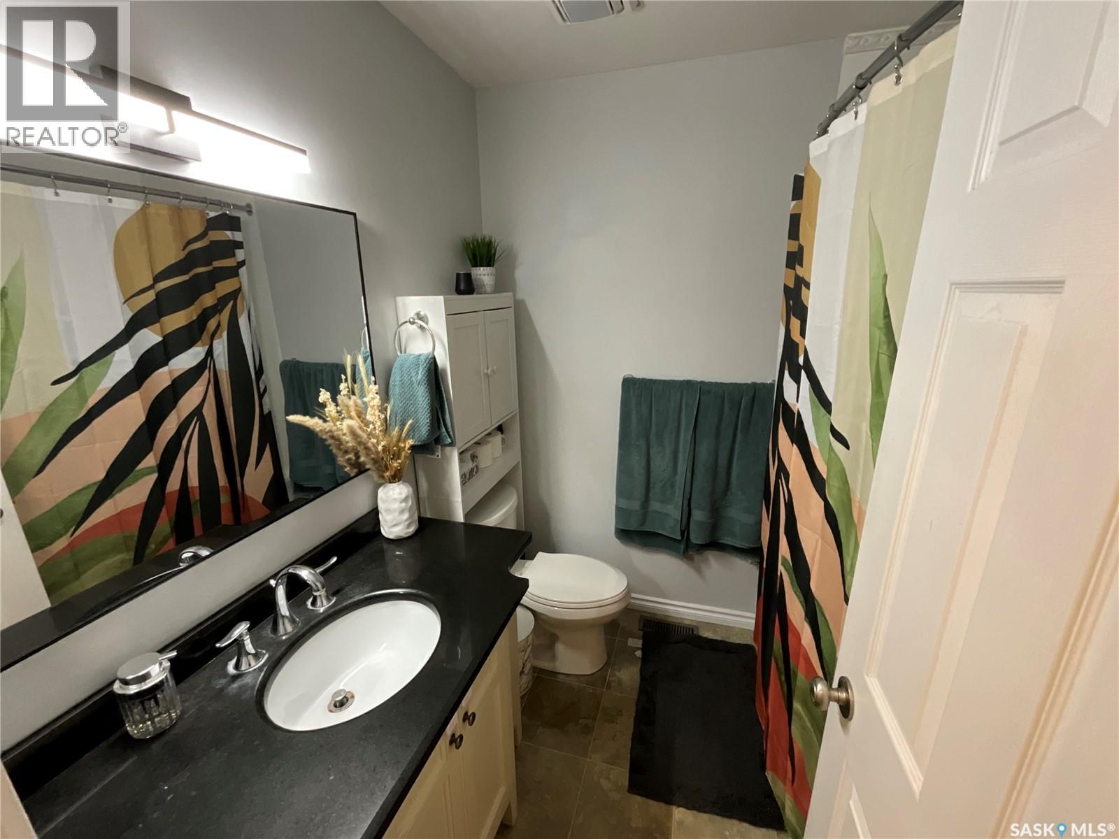 10 Mackenzie Crescent, Regina, Saskatchewan  S4N 5G5 - Photo 14 - SK042538