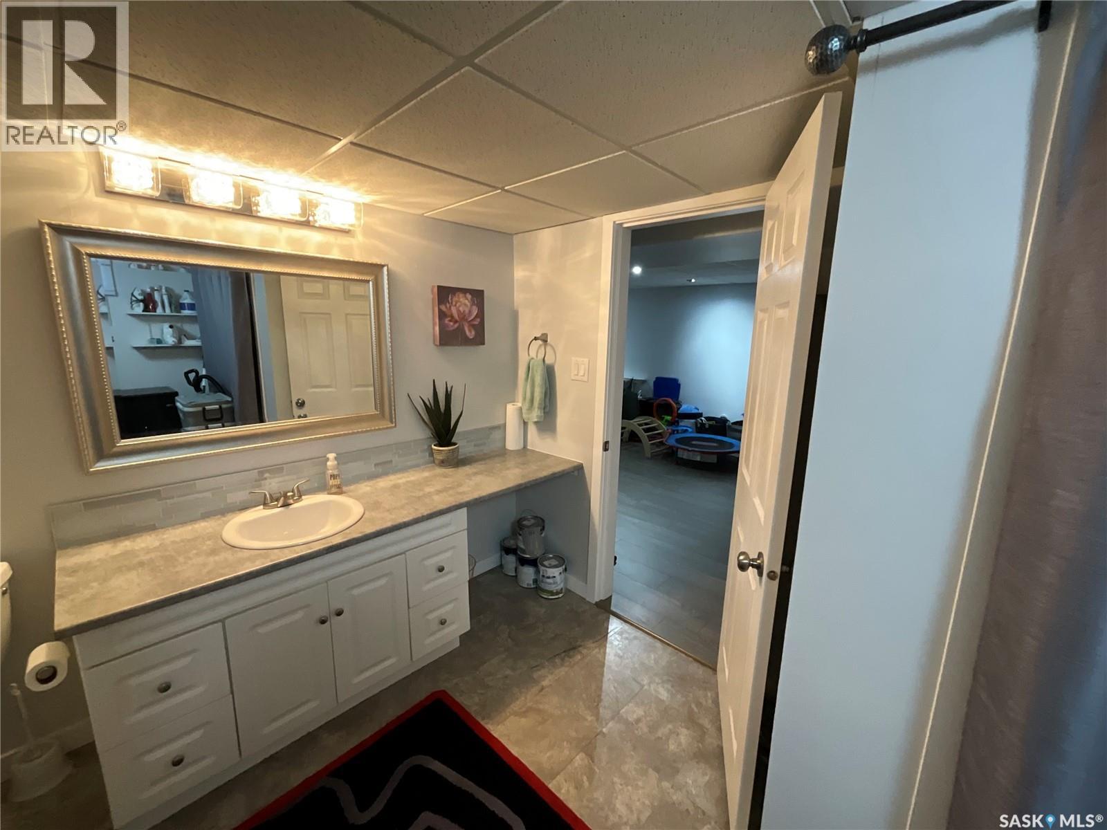 10 Mackenzie Crescent, Regina, Saskatchewan  S4N 5G5 - Photo 28 - SK042538