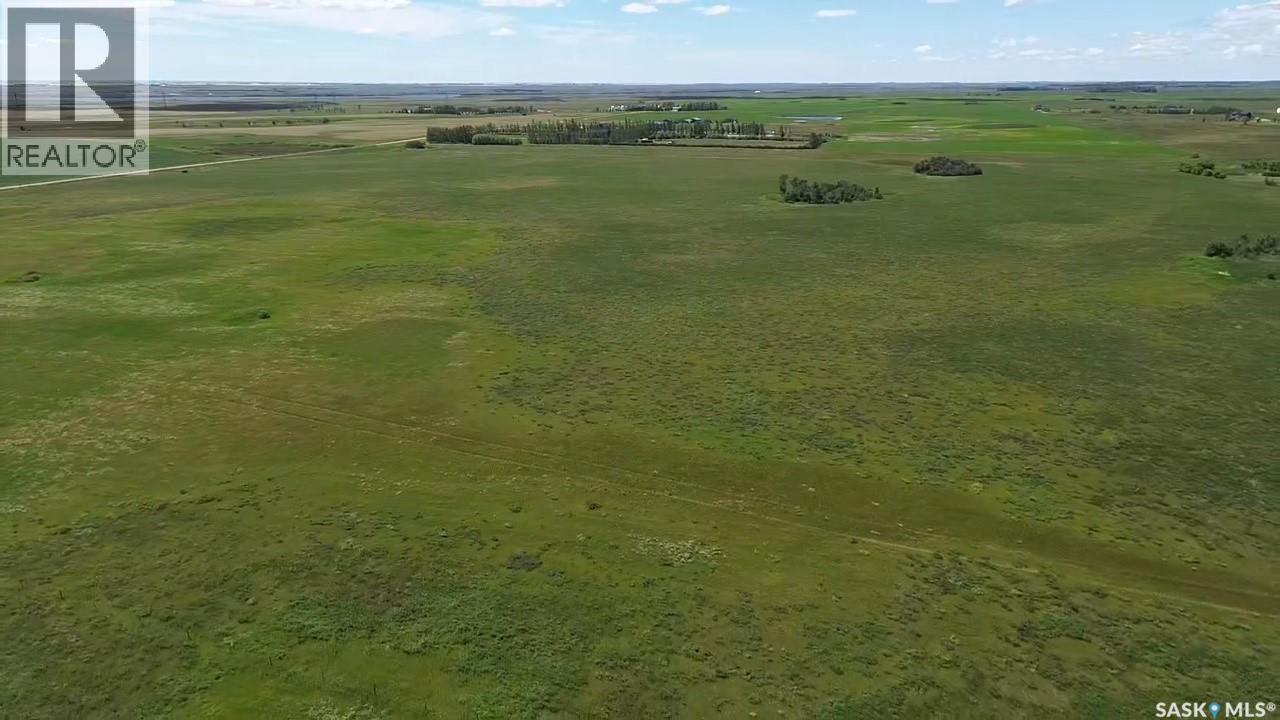 Highway 39 Hay Land - Krueger - Se-6-3-8-W2, Estevan Rm No. 5, Saskatchewan  S4A 0W9 - Photo 3 - SK042533