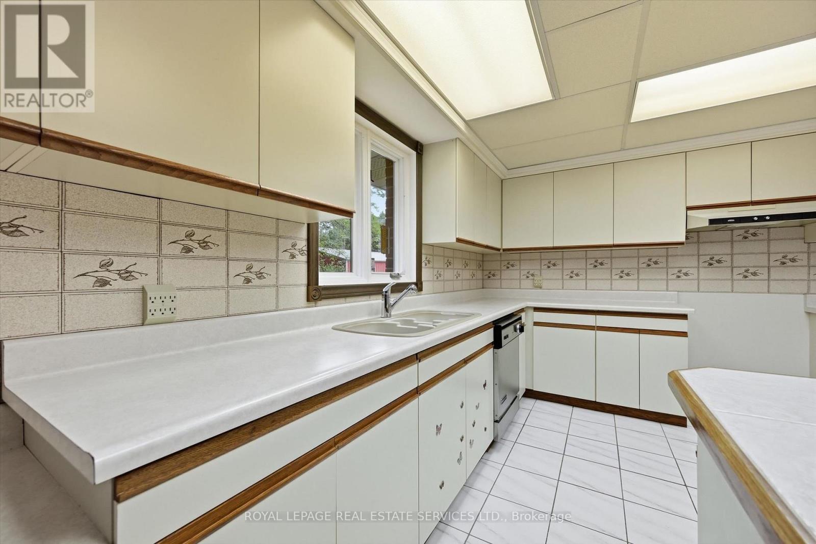 683 Canboro Road, Pelham, Ontario  L0S 1C0 - Photo 11 - X13562408