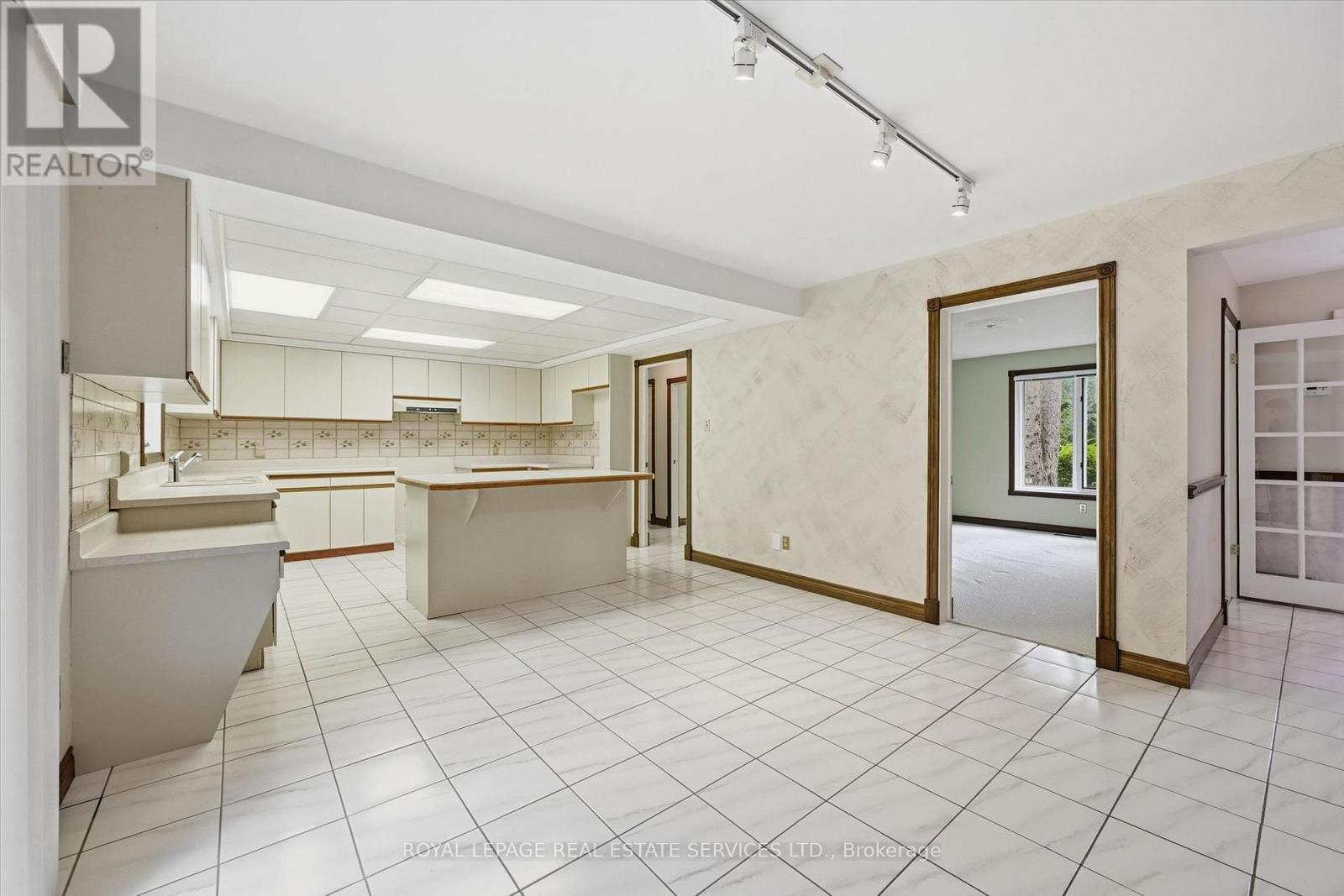 683 Canboro Road, Pelham, Ontario  L0S 1C0 - Photo 9 - X13562408