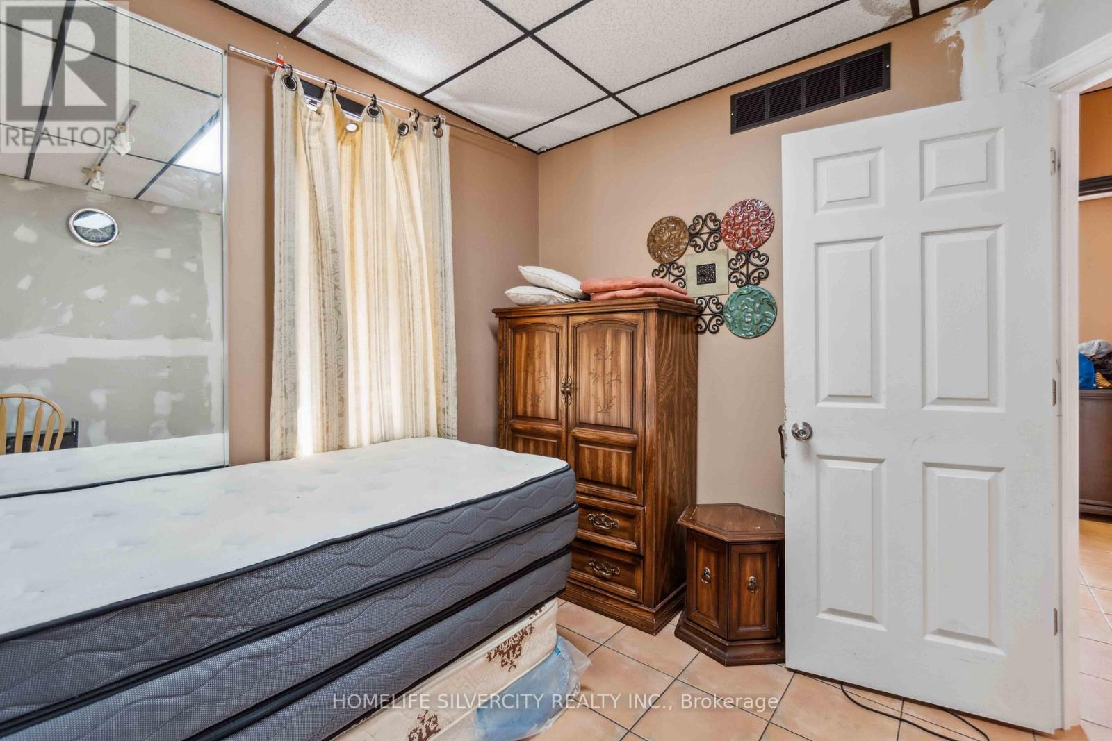 316 Talfourd Street E, Sarnia, Ontario  N7T 3B3 - Photo 6 - X13562592