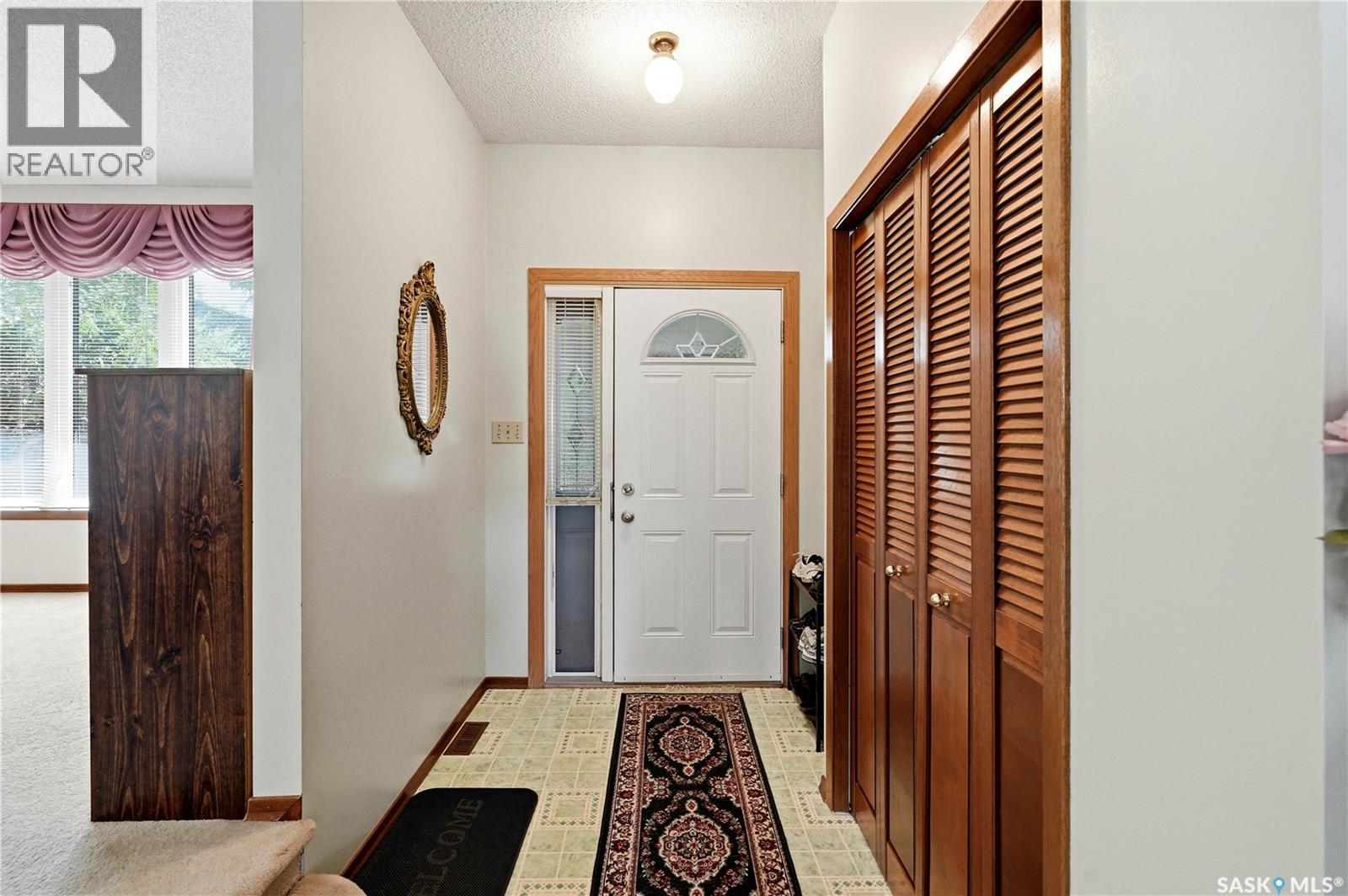 818 Spencer Lane, Saskatoon, Saskatchewan  S7K 7T5 - Photo 3 - SK042423