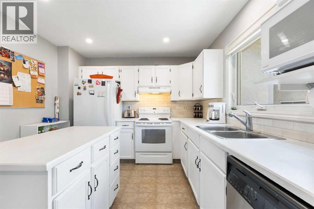 95 Riverbrook Road SE, Calgary, Alberta  T2C 3P7 - Photo 7 - A2327989