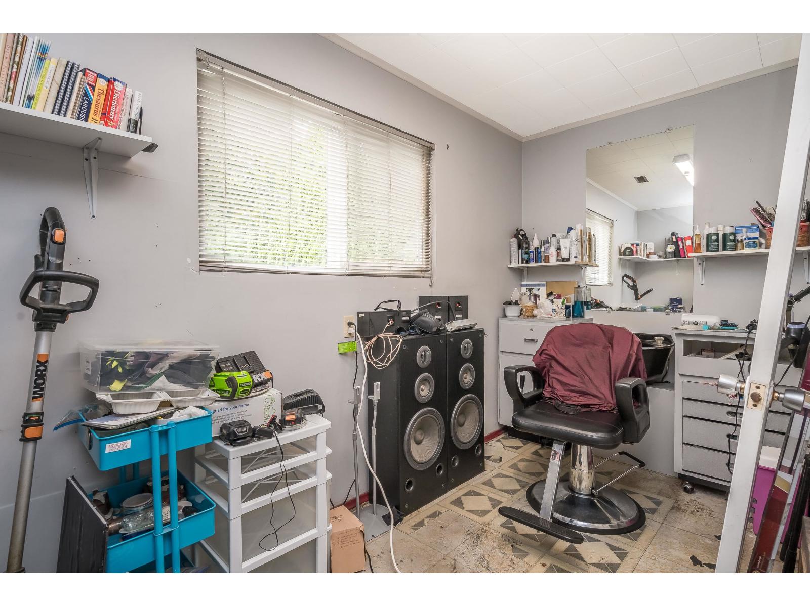 14380 66 Avenue, Surrey, British Columbia  V3W 2B8 - Photo 5 - R3145279