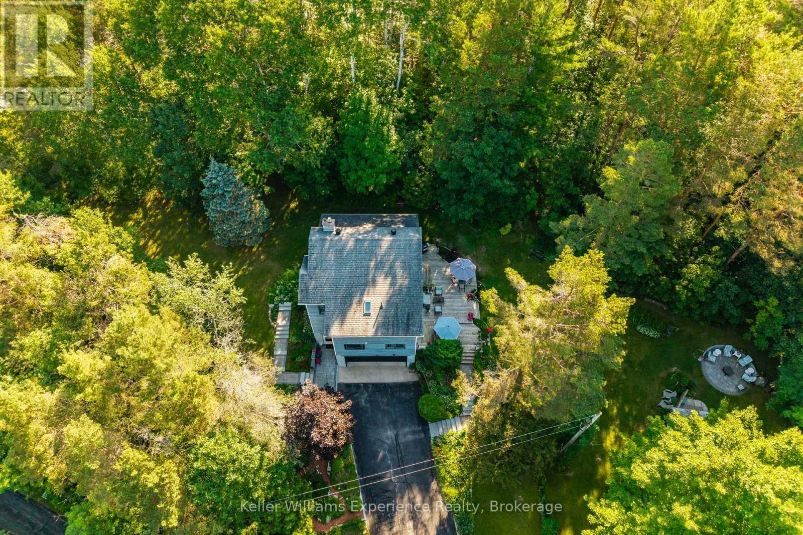 122 Poyntz Street, Penetanguishene, Ontario  L9M 1P4 - Photo 5 - S13562650