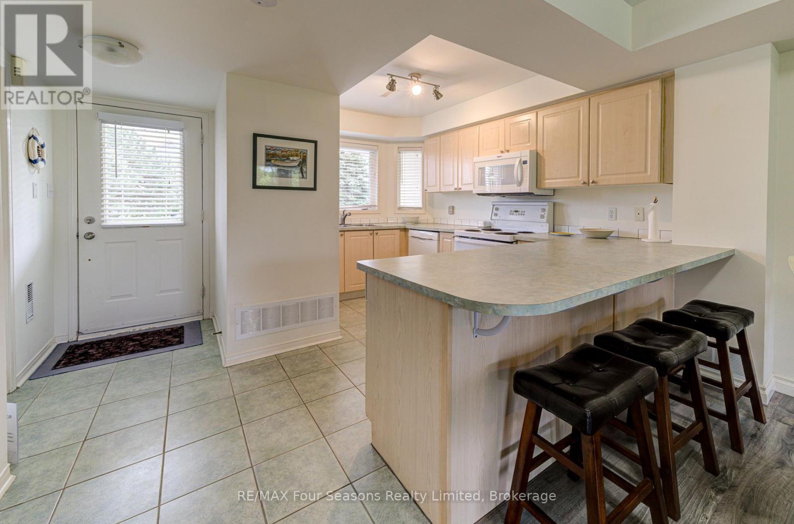 17 - 17 Cranberry Quay, Collingwood, Ontario  L9Y 5C4 - Photo 6 - S13562706