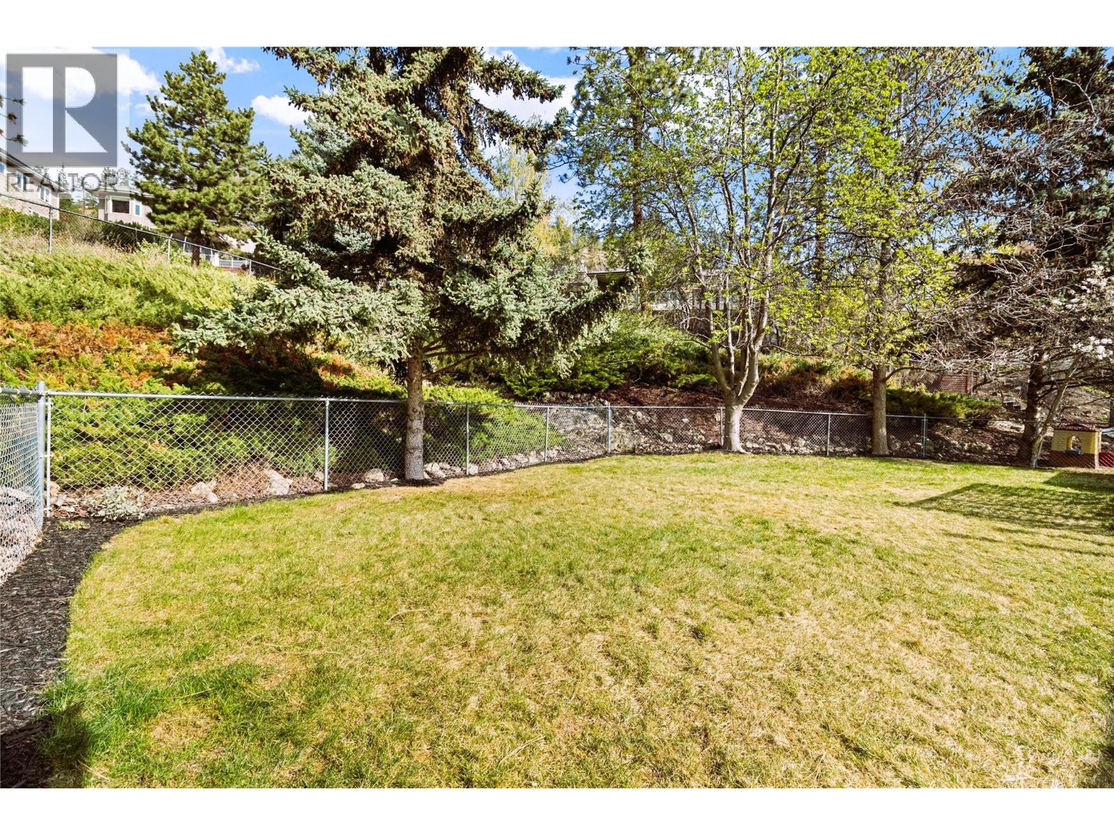 2321 Lillooet Crescent, Kelowna, British Columbia  V1V 1T1 - Photo 40 - 10394512
