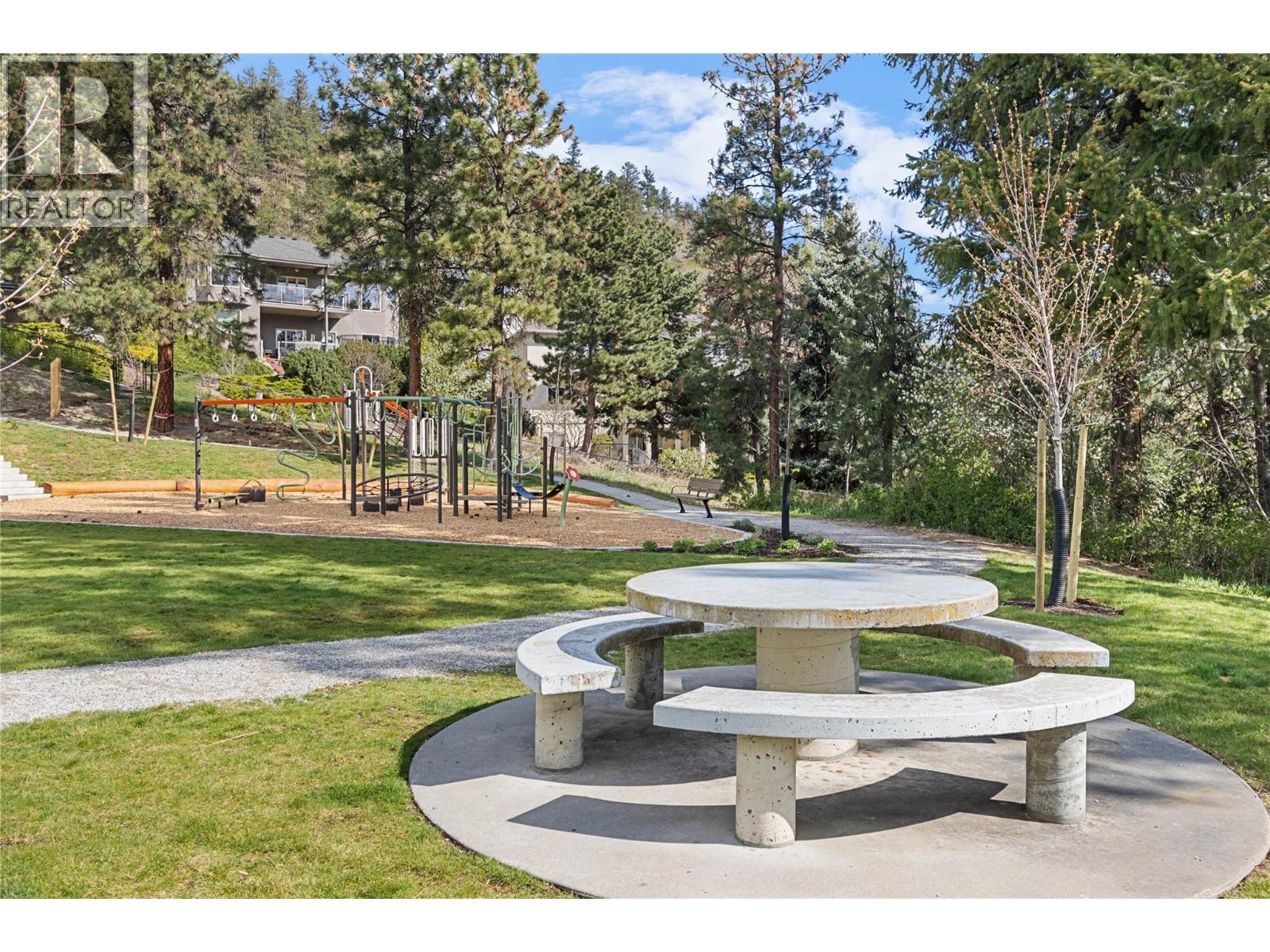 2321 Lillooet Crescent, Kelowna, British Columbia  V1V 1T1 - Photo 45 - 10394512