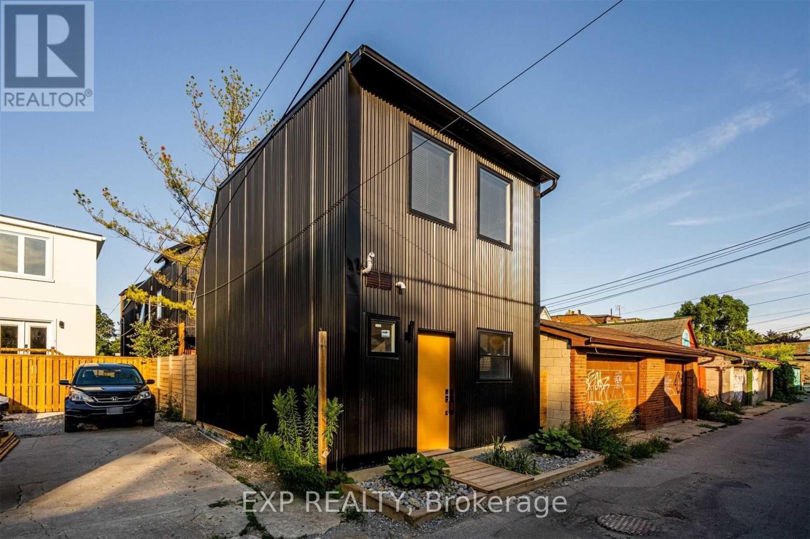 452 Montrose Avenue, Toronto, Ontario  M6G 3H1 - Photo 28 - C13562684
