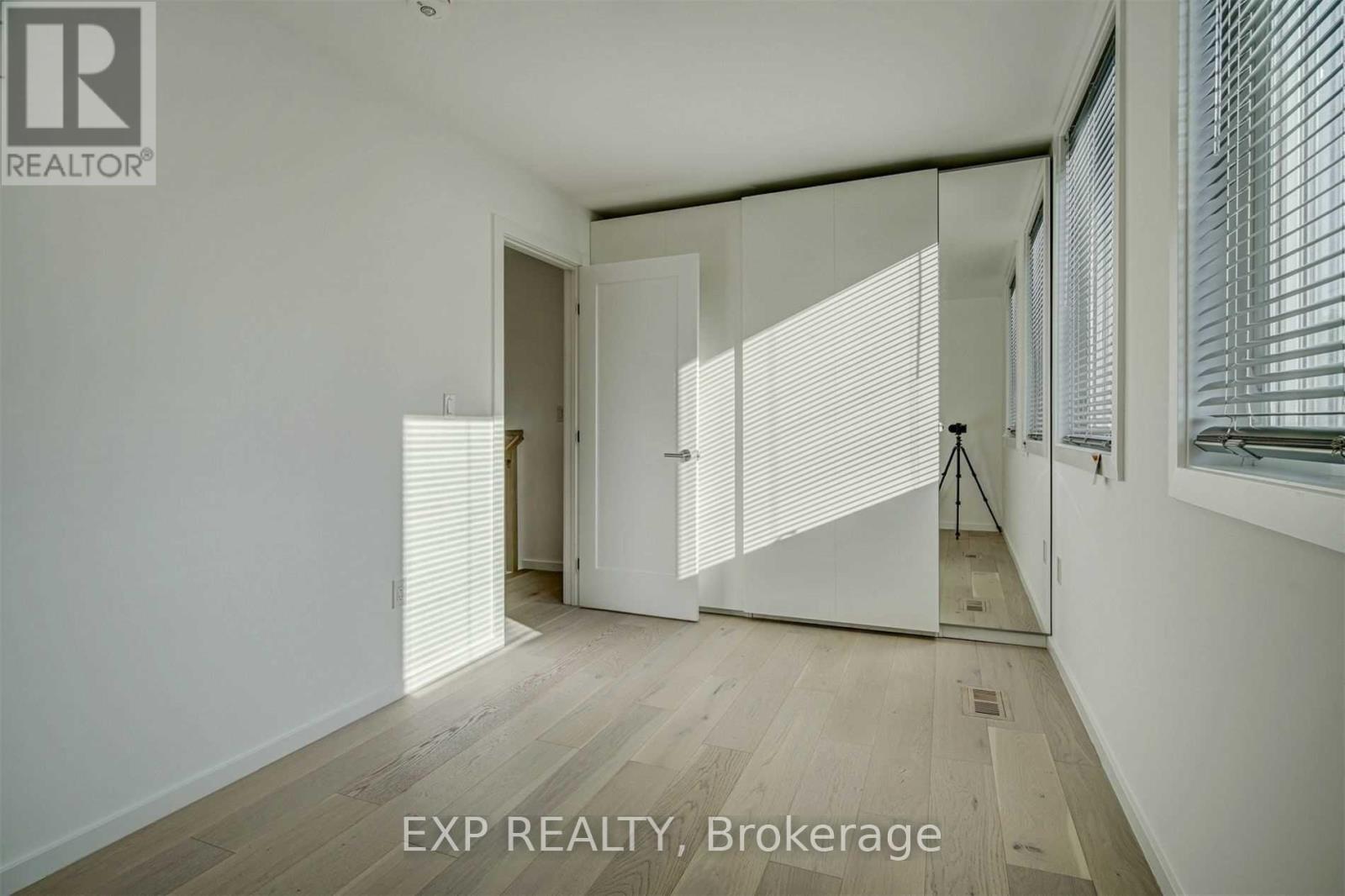 452 Montrose Avenue, Toronto, Ontario  M6G 3H1 - Photo 34 - C13562684