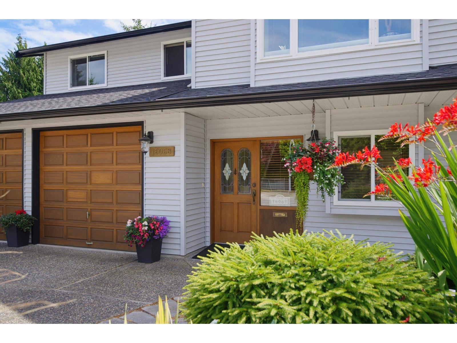 16068 10a Avenue, Surrey, British Columbia  V4A 7W8 - Photo 2 - R3145497