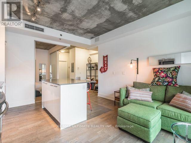 214 - 630 QUEEN STREET E, Toronto (South Riverdale)