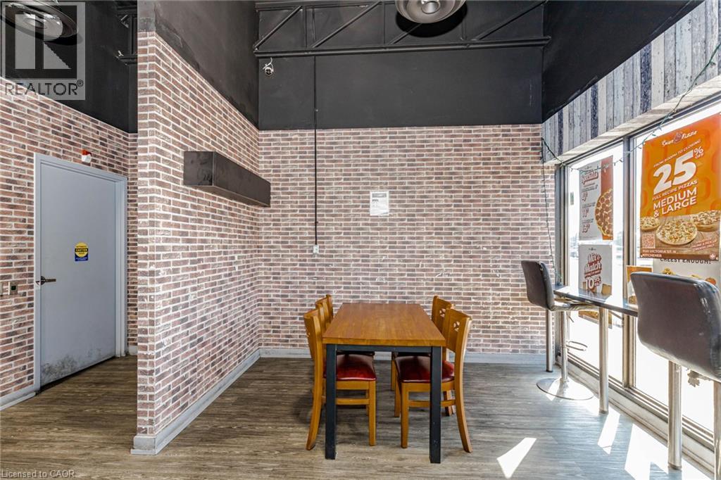1120 Victoria Street N, Kitchener, Ontario  N2B 3T2 - Photo 4 - 40847788