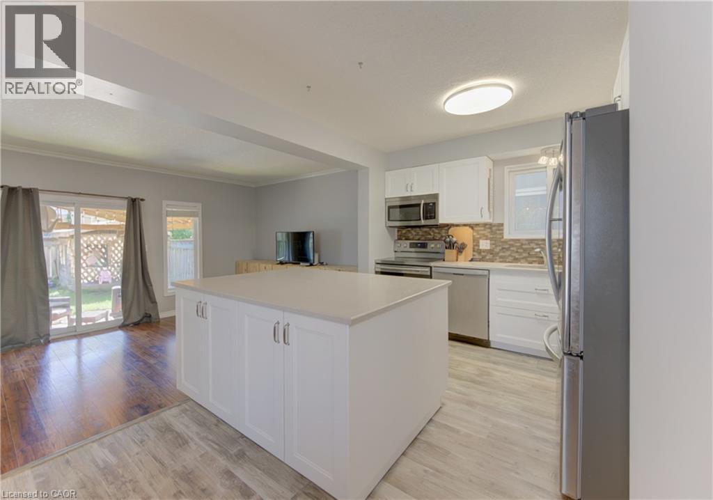 39 Chantilly Street, Kitchener, Ontario  N2R 1V7 - Photo 18 - 40847964