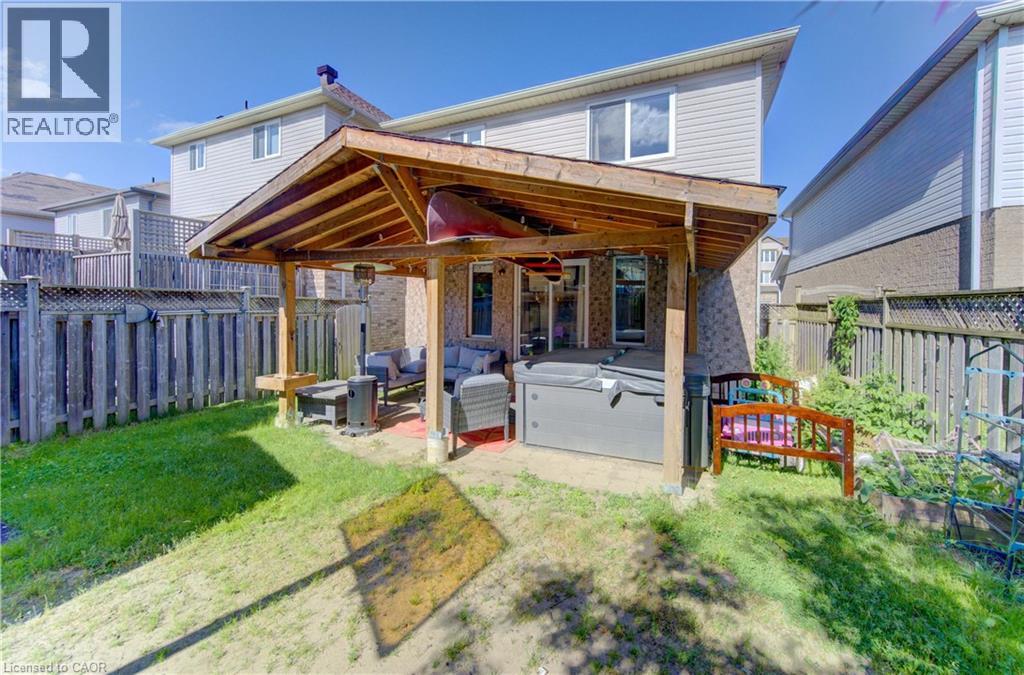 39 Chantilly Street, Kitchener, Ontario  N2R 1V7 - Photo 38 - 40847964